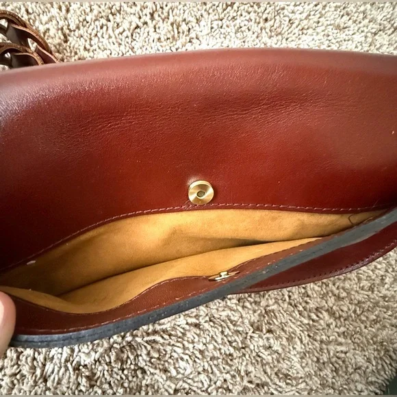 Patricia Nash Chelsea Leather Chain-Link Crossbody Bag – Brown - Picture 7 of 9